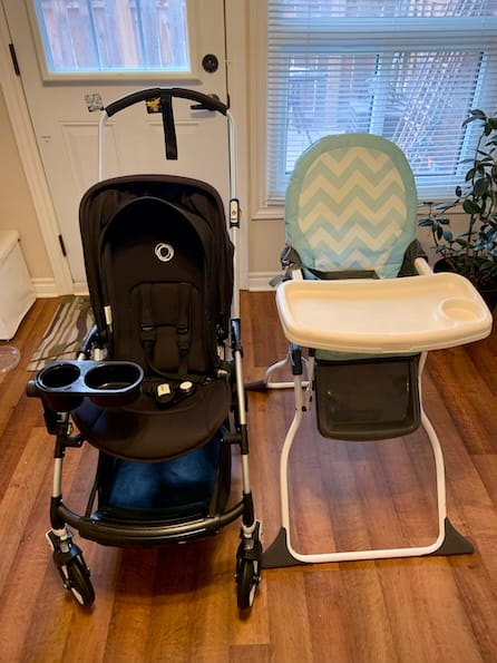 A stroller and a high chair 